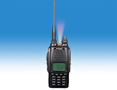 無(wú)線電對(duì)講機(jī) 現(xiàn)代通訊的基礎(chǔ)設(shè)備與實(shí)用指南